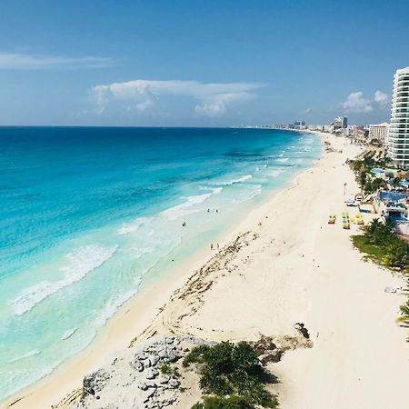 2 Story Oceanfront Penthouses On Cancun Beach! エクステリア 写真