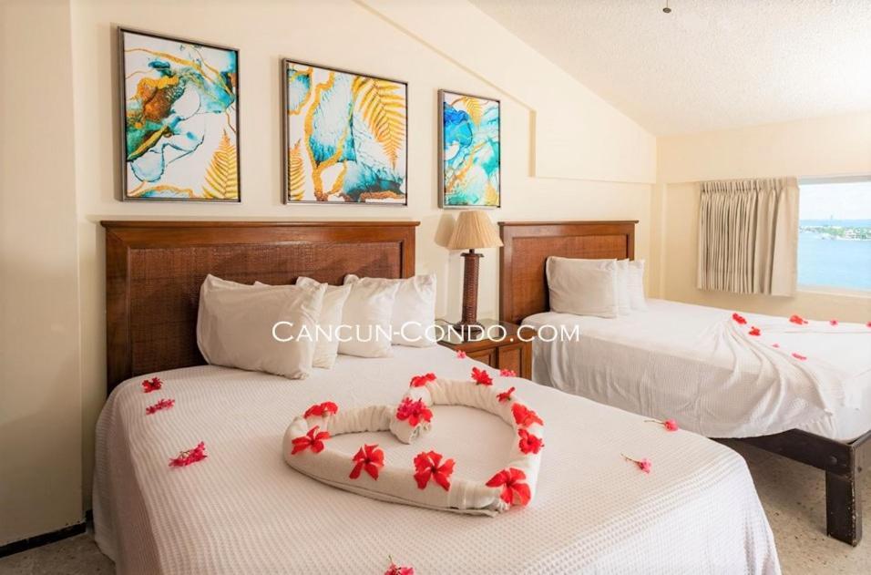 2 Story Oceanfront Penthouses On Cancun Beach! エクステリア 写真