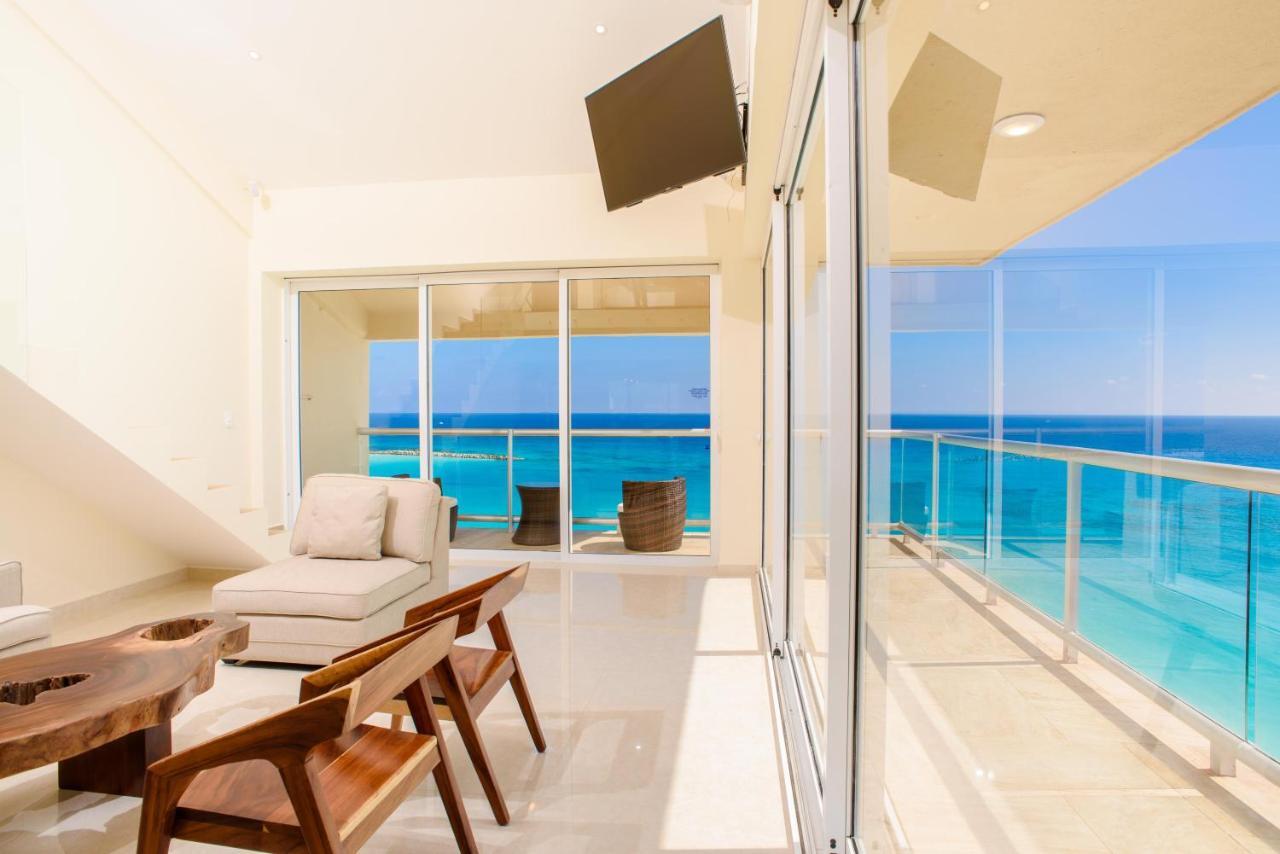 2 Story Oceanfront Penthouses On Cancun Beach! エクステリア 写真