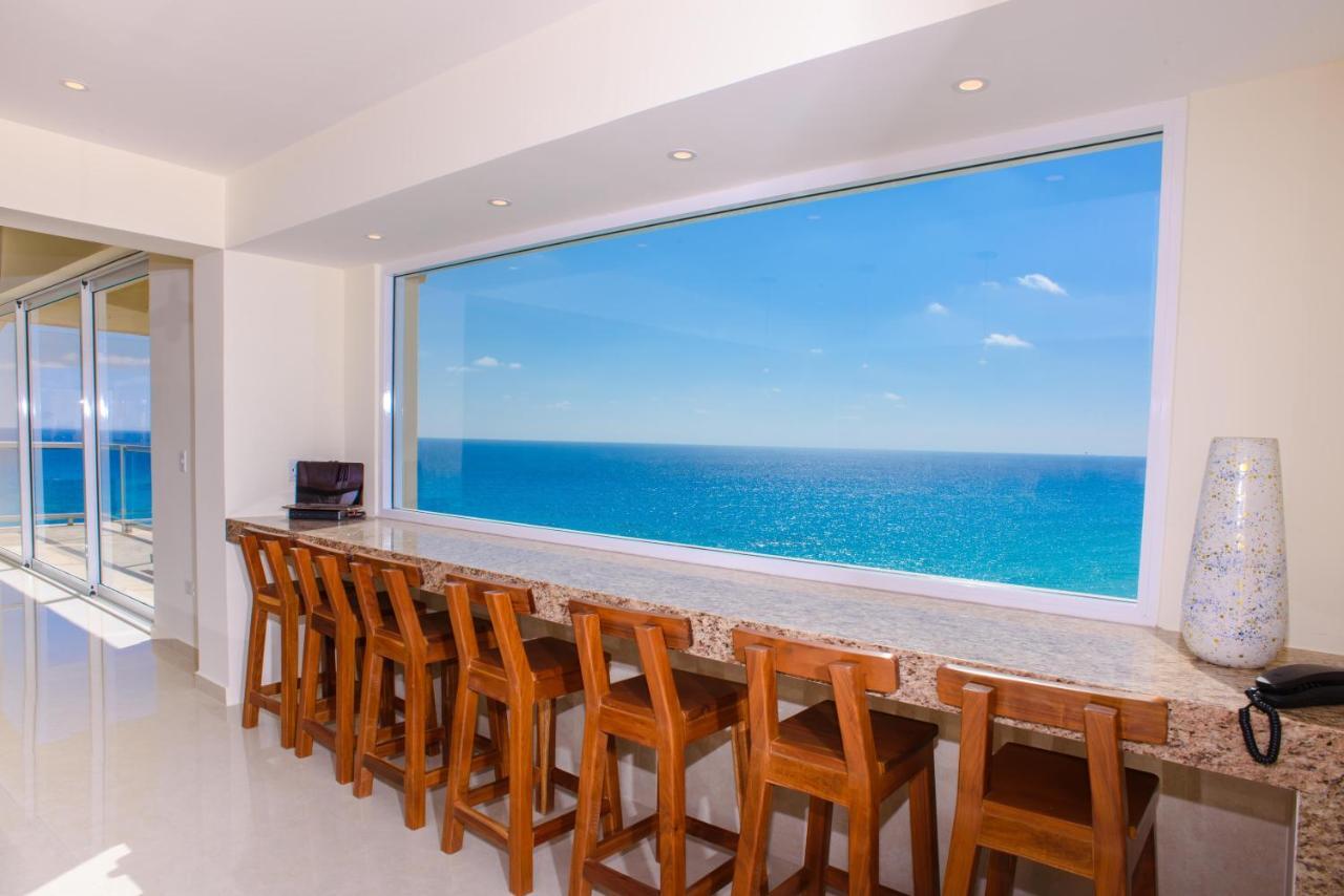 2 Story Oceanfront Penthouses On Cancun Beach! エクステリア 写真