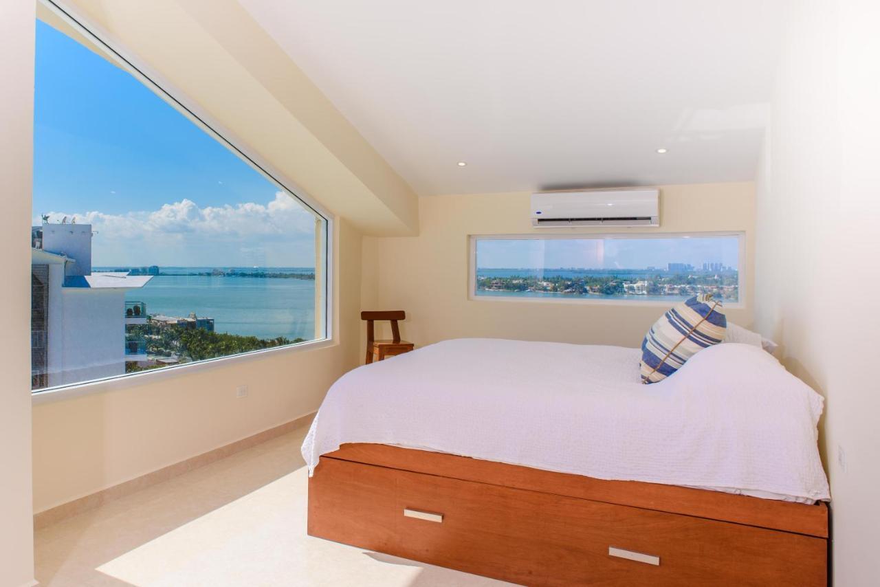 2 Story Oceanfront Penthouses On Cancun Beach! エクステリア 写真