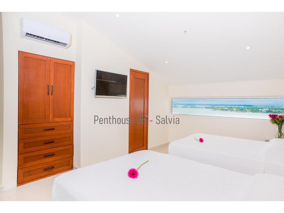 2 Story Oceanfront Penthouses On Cancun Beach! エクステリア 写真